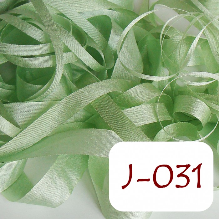 7 mm silk ribbon -  J-031 Light Green